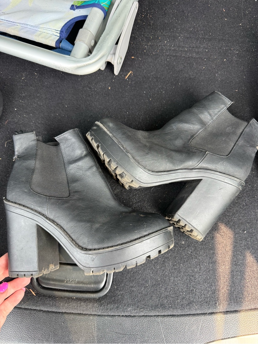 H&M Black Platform Chelsea Heeled Boots